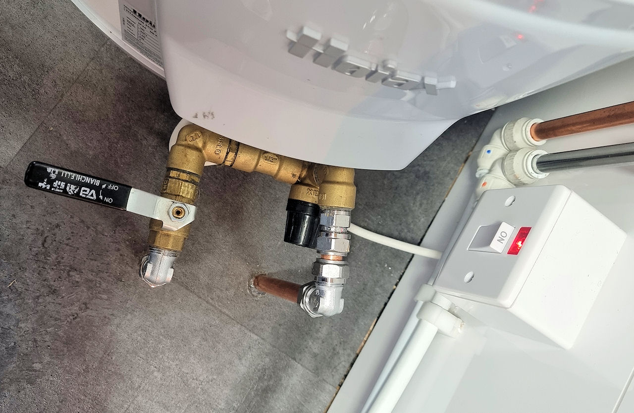 Hot Water Tank
