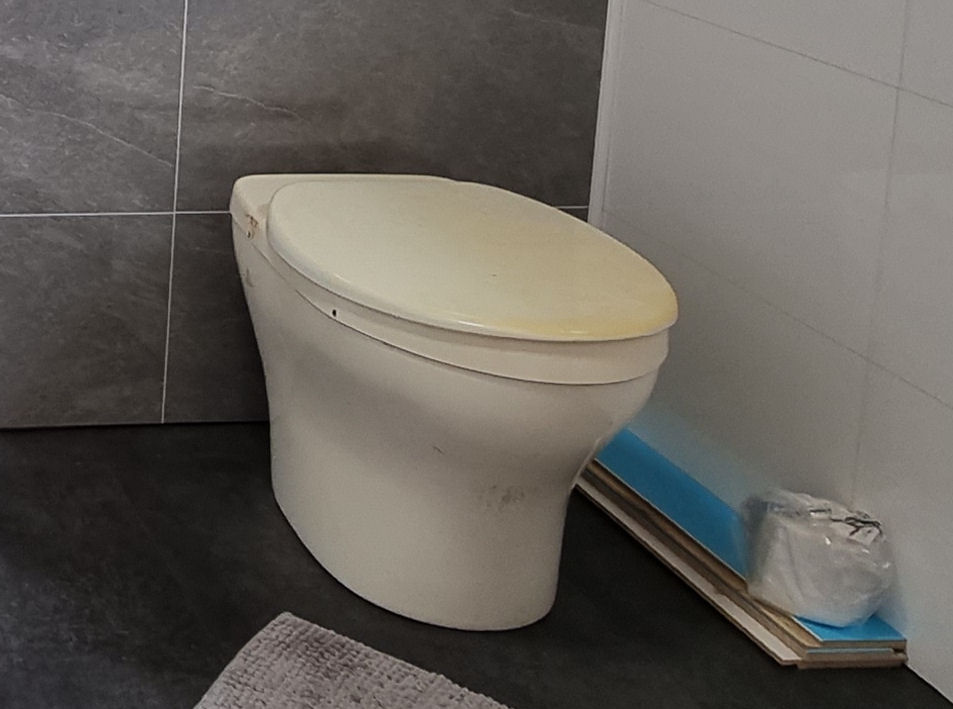 Toilet